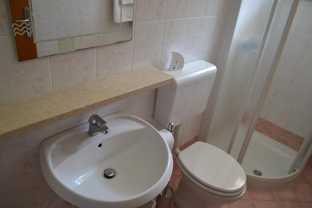 Apartment Jugo ピラン エクステリア 写真